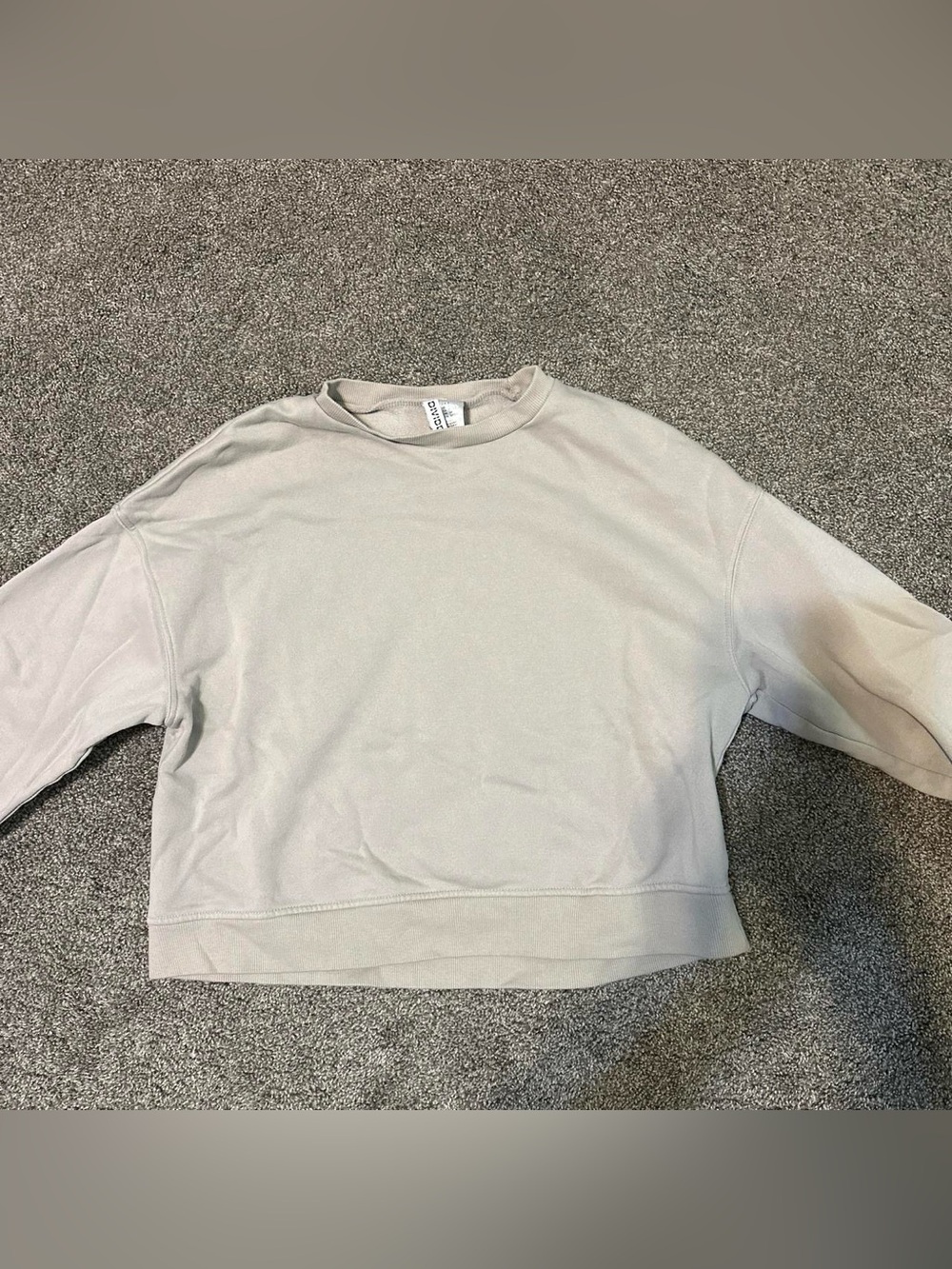 H&M Light Gray Crewneck Sweatshirt